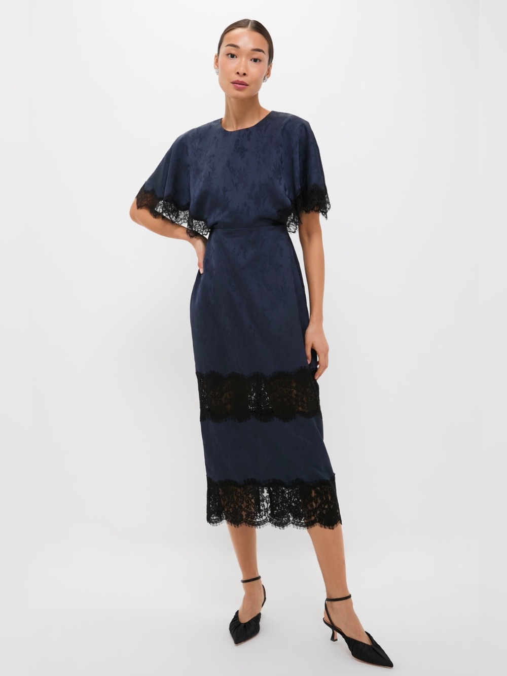 Tuckernuck NWT Navy Jacquard and Black Lace Cape Leah Dress Size 10 Midi Length